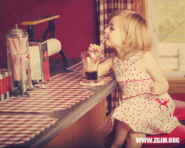 梦见手机屏幕碎了_周公解梦梦到手机屏幕碎了