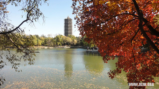 梦见很多朋友聚在一起_周公解梦梦到很多朋友