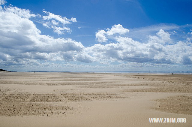 梦见牙齿整排脱落_周公解梦梦到牙齿整排脱落