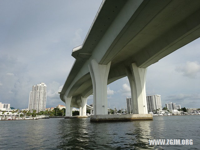 梦见危险处境化险为夷_周公解梦梦到危险处境
