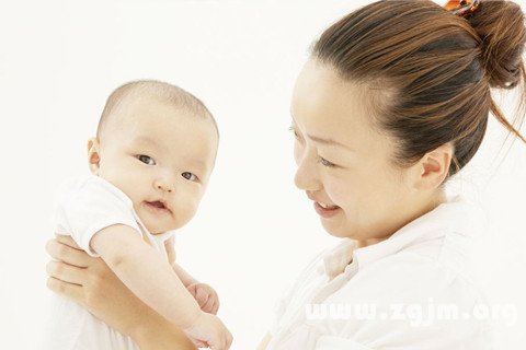 夢見抱嬰兒