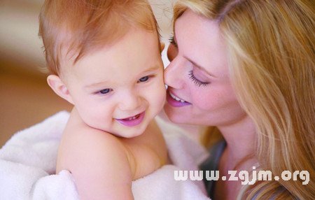 梦境解析，怀孕梦见朋友生孩子跑到自己身上