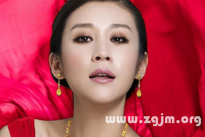 梦见戴金耳环_周公解梦