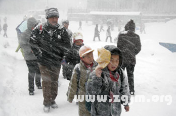 梦见狂风暴雪