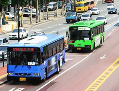 女朋友以前是公共汽车_公共汽车是什么意思
