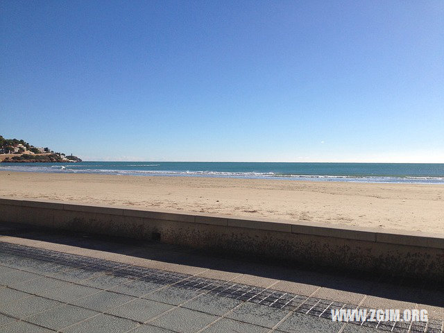 梦见别人盖新房子