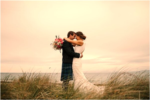 梦见喜欢的人订婚,梦境背后的情感解析与自我成长指引 梦见喜欢的人订婚,梦境背后的情感解析与自我成长指引