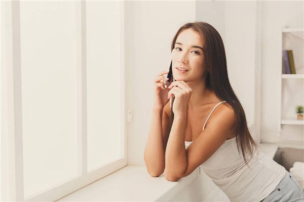 无名指较短的人