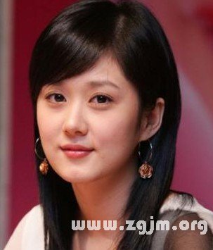 鼻梁低面相解析