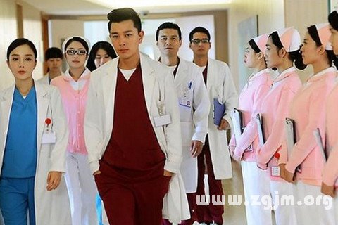 梦见精神病医生是什么意思 梦见精神病医生有什么预兆