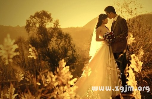 女生梦到男生靠她肩膀上,梦境背后的情感与心理解析 女生梦到男生靠她肩膀上,梦境背后的情感与心理解析