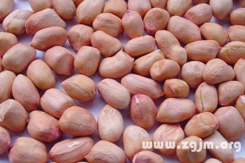 梦境的奥秘，解析梦见吃花生的深层含义