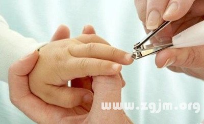 梦见老公把我指甲掰开了没流血，探索梦境背后的深层含义