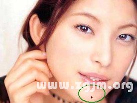 嘴唇约正下方有痣代表婚变